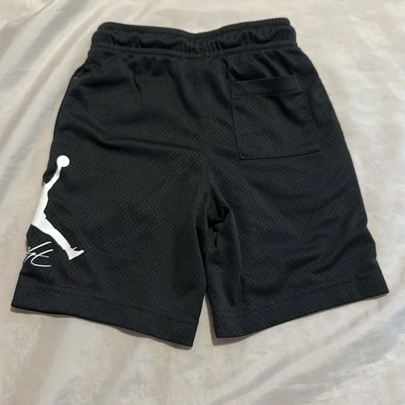 Jordan Flight Shorts Sz Youth 5/6 - Picture 3 of 4